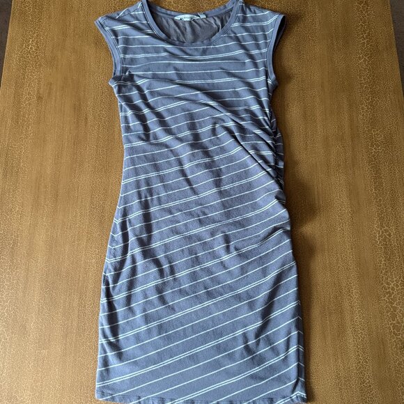 Athleta Dresses & Skirts - Athleta Maternity Dress - Size Medium
